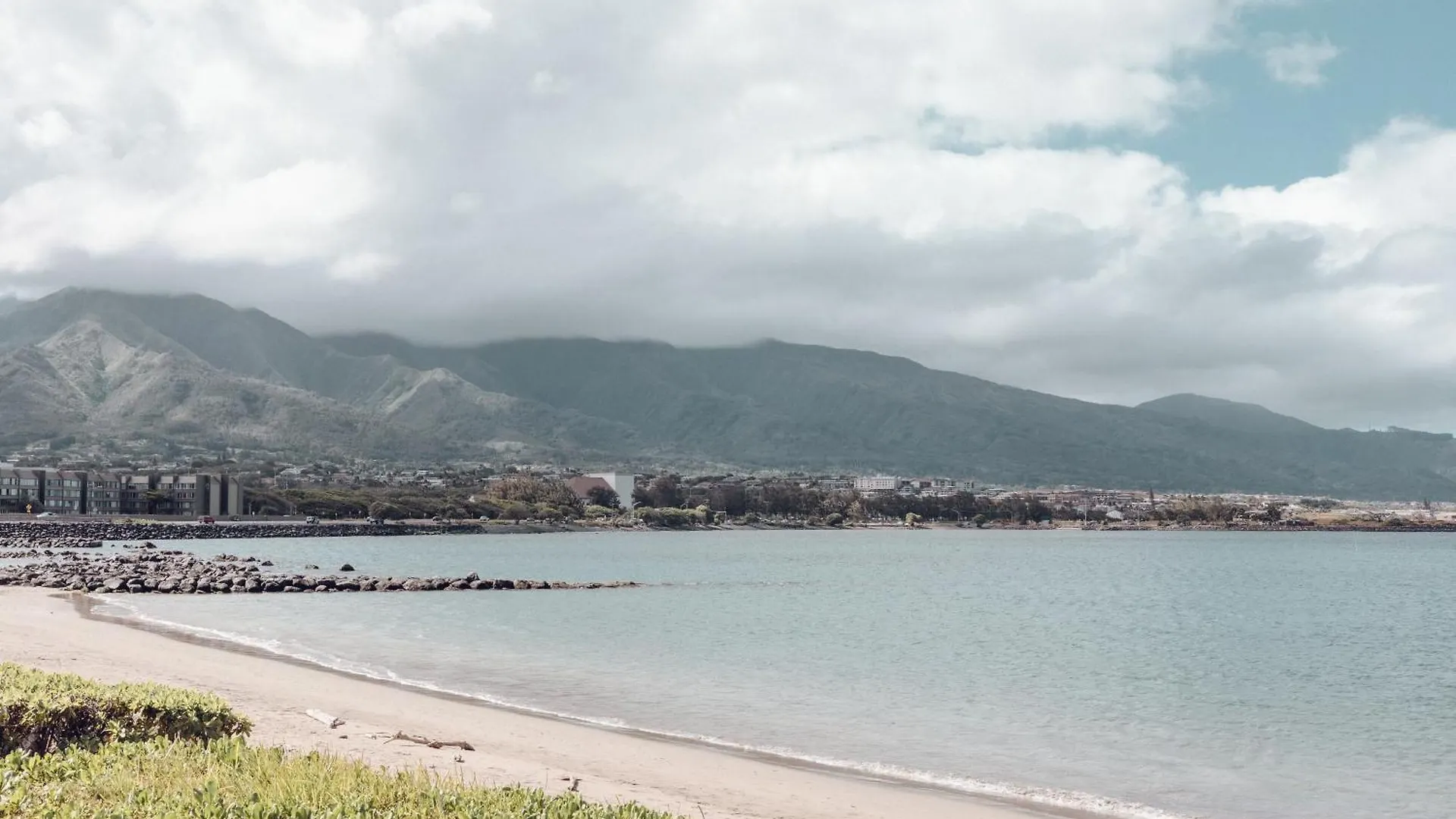 *** Hotel Hampton Inn & Suites Maui North Shore Kahului USA