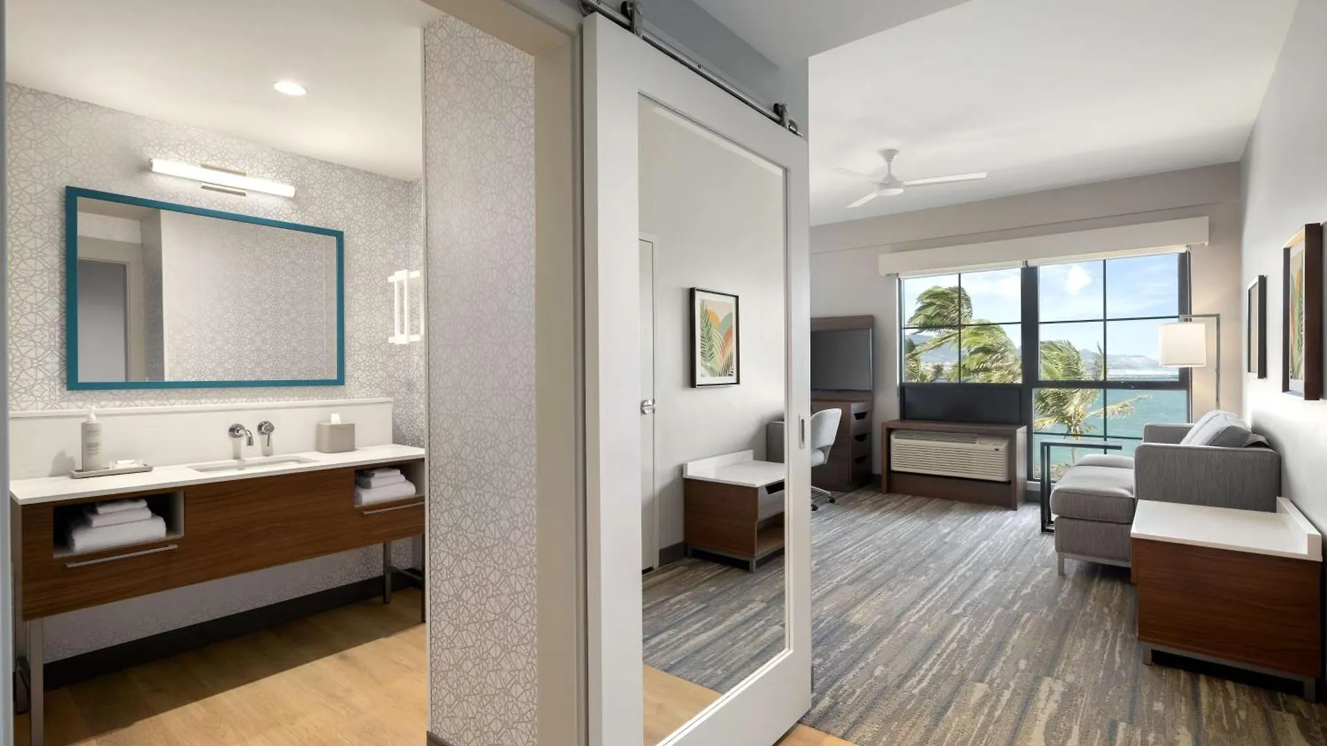 Hampton Inn & Suites Maui North Shore Kahului USA